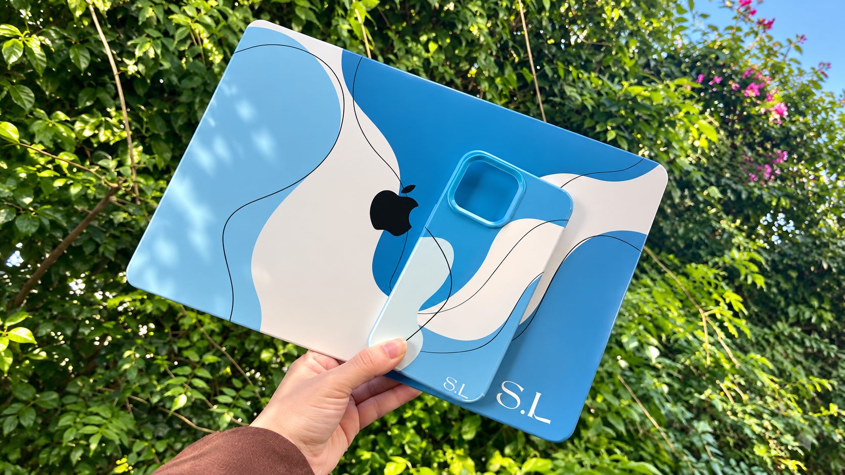 Case MacBook CaseRoom — vue bureau